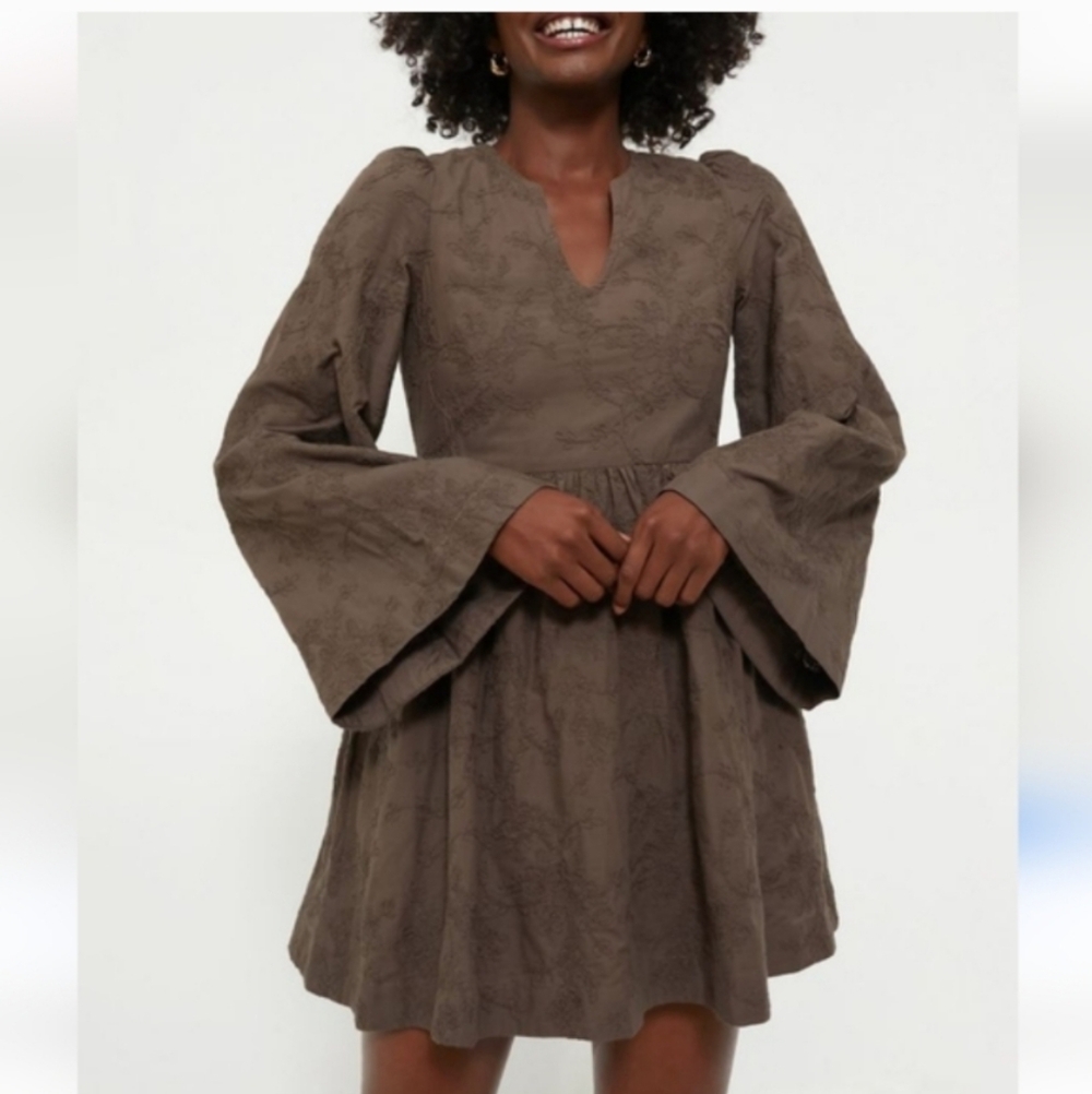 Tuckernuck Hyacinth House Becca Bell Sleeved Brown Textured Dress